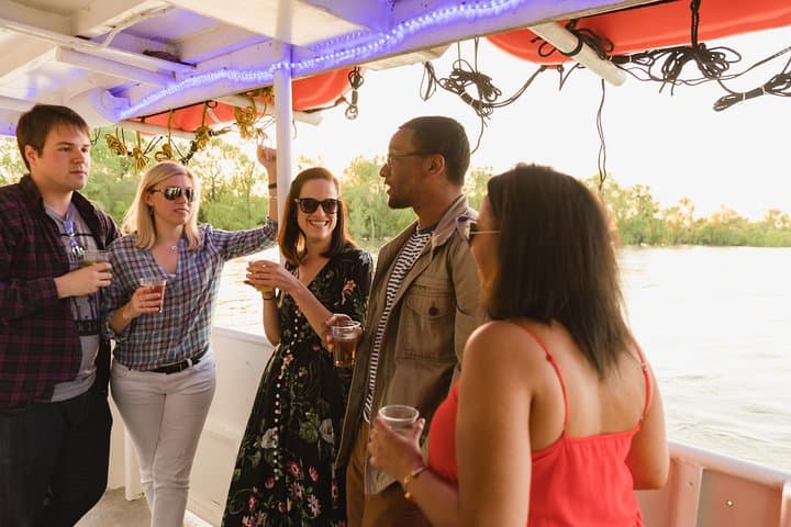 Rock the Yacht: Sacramento River Cocktail Cruise Under the Tower Bridge photo 3