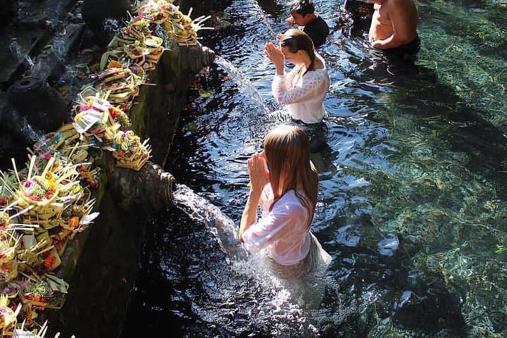 Sebatu Purification Ritual: Private Balinese Cleansing & Healer Session Near Ubud photo 3
