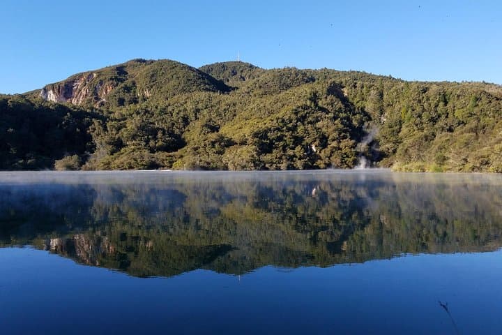 Rotorua Thermal Path Tour: Rainbow Mountain, Kerosene Creek & Waikite Hot Pools photo 3