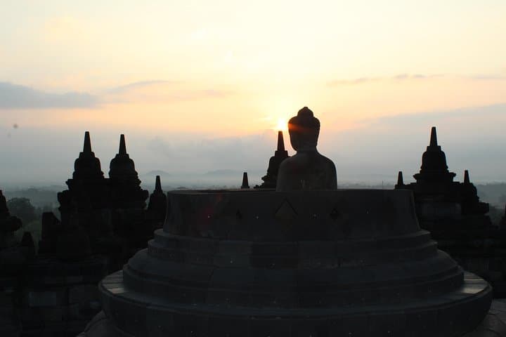 Jogja Day Tour: Borobudur Sunrise, Merapi Jeep & Prambanan in One Day photo 4
