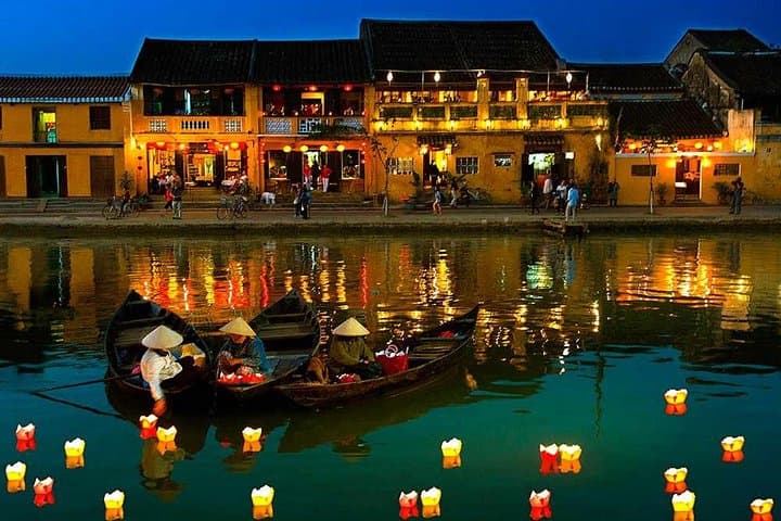 Da Nang Day Tour — Lady Buddha, Marble Mountain & Hoi An Ancient Town photo 2