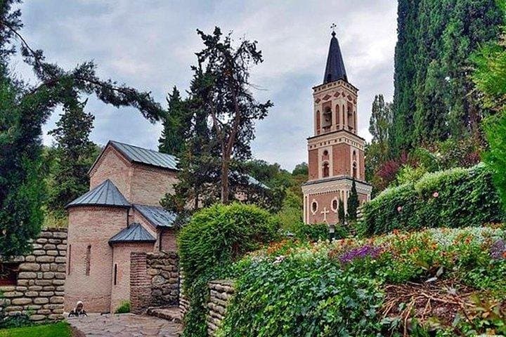Kakheti Day Tour: Signagi, Bodbe Monastery & Gurgeniani Waterfall photo 4