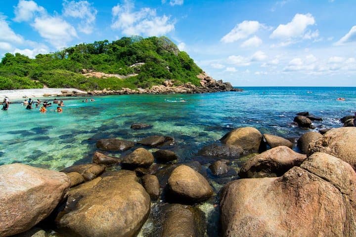 4-Day Anuradhapura Polonnaruwa Trincomalee Tour: Ancient Cities, Elephants & Sky-Blue Beaches photo 6