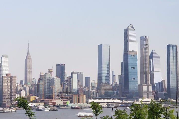 Morning Panoramic Skyline Tour from New Jersey: Liberty Views, Hoboken Pastries & Empty Sky Memorial photo 4