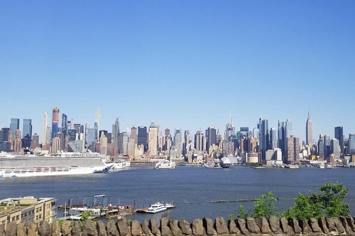 Morning Panoramic Skyline Tour from New Jersey: Liberty Views, Hoboken Pastries & Empty Sky Memorial photo 5