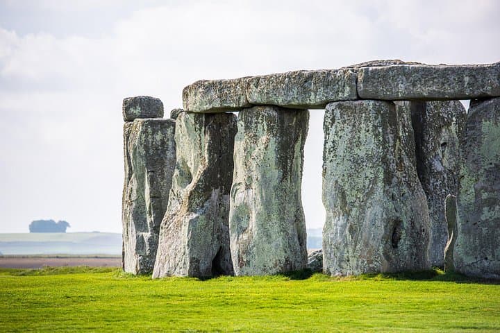 Stonehenge Private Tour from Southampton — 4‑Hour Private Visit to the Ancient Circle photo 4
