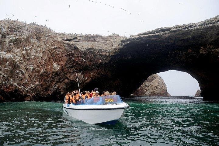 Ica Day Trip: Ballestas Islands, Tambo Colorado & Morón Lagoon photo 6