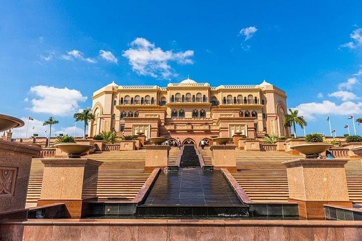 Abu Dhabi Day Trip from Dubai: Sheikh Zayed, Emirates Palace Lunch & Heritage Village photo 2