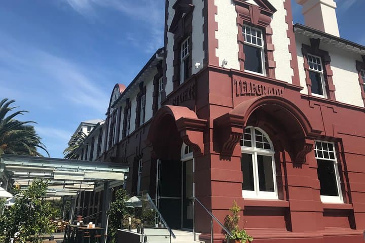 Tauranga City & Gate Pa History Scenic Tour — 2-Hour Harbour & Heritage Minivan Experience