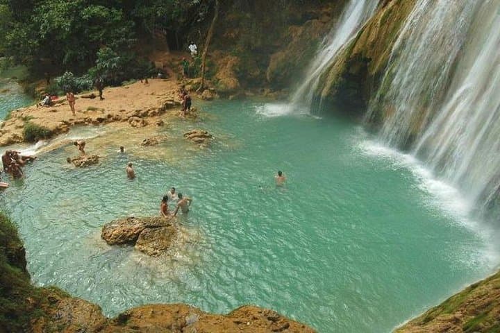 Samana Full Day: El Limon Waterfall and Cayo Levantado (Bacardi Island) photo 4