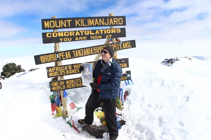 Lemosho Route Kilimanjaro: 7-Day Summit Trek from Forest to Uhuru Peak photo 2