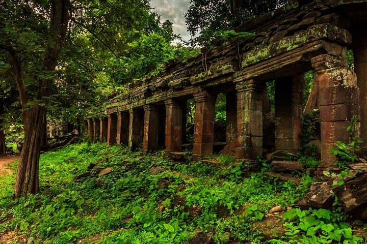 Explore Banteay Chhmar: Full-Day Private Temple Tour from Siem Reap photo 4
