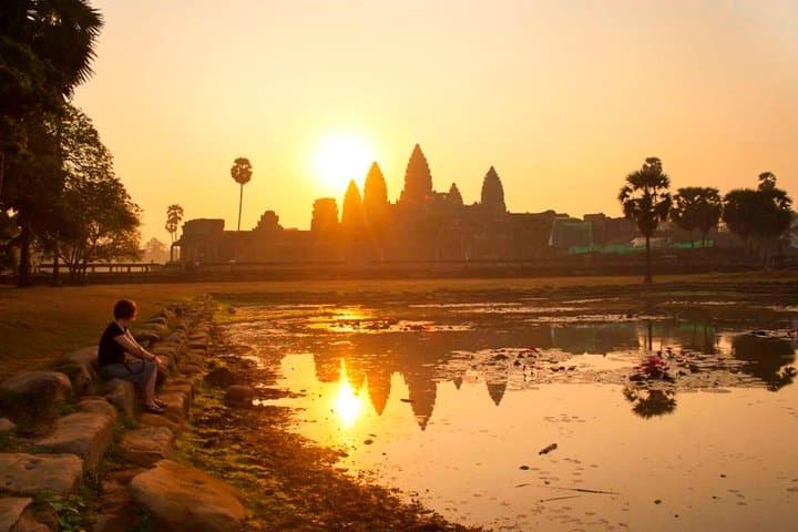 Sunrise at Angkor Wat: Small-Group Temple Tour from Siem Reap photo 3