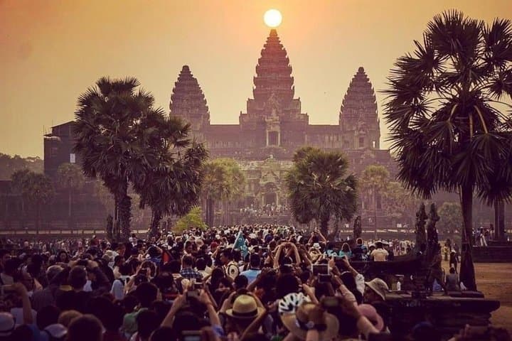 Sunrise at Angkor Wat: Small-Group Temple Tour from Siem Reap photo 2