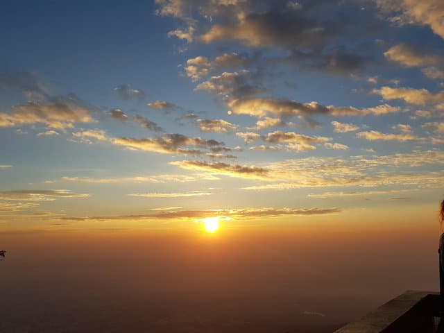 Sunrise at Doi Suthep: Chiang Mai Morning Temple Tour