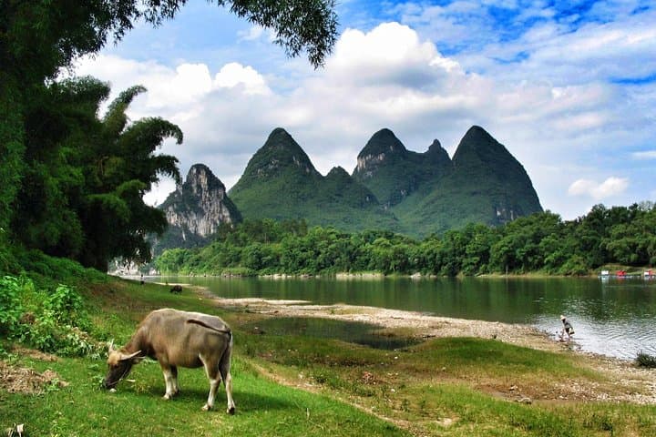 Cycle the Li River: 2-Day Guilin to Yangshuo Biking Adventure photo 2