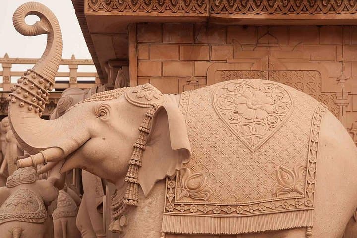 Akshardham Temple Exhibition & Sahaj Anand Water Show — Guided Tour with Transfers photo 2
