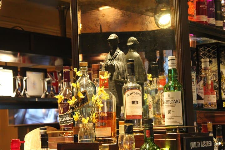 Private Sherlock Holmes Walking Tour London: Baker Street & Iconic Filming Locations photo 6