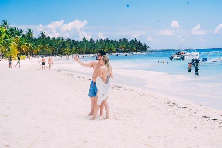 Private Saona Island Excursion from Punta Cana — Speedboat to Saona, Natural Pool & Beach Lunch photo 2