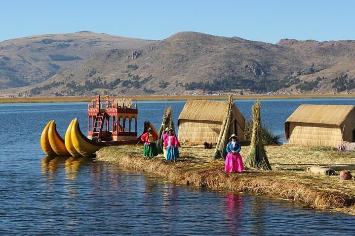 Explore Lake Titicaca: Uros Floating Islands & Taquile Full-Day from Puno photo 5