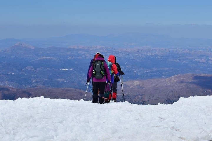 Snowshoe Hiking in Sierra Nevada — Hoya de la Mora Day Trip from Granada photo 4