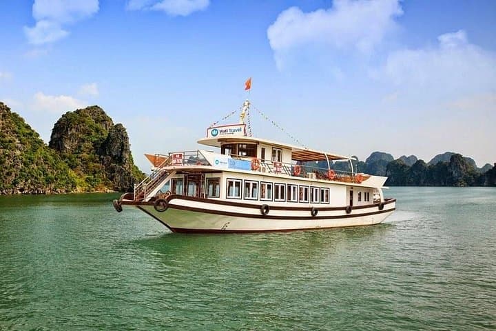 Halong Bay One Day Cruise & Kayak — Viet Dragon Day Trip from Hanoi photo 4