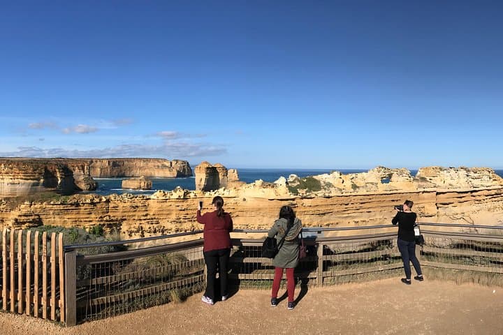 12 Apostles & Shipwreck Coast Express Private Tour from Melbourne photo 2