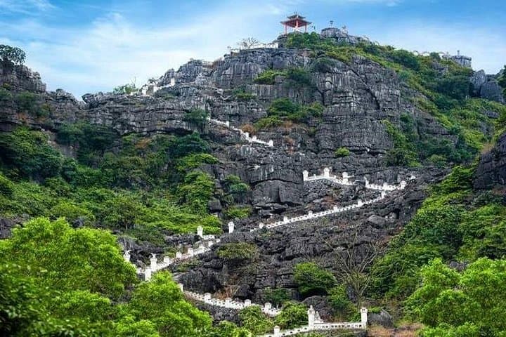 Van Long & Hang Mua Full-Day: Boat Ride, 500-Step Climb and Tam Coc Views photo 2