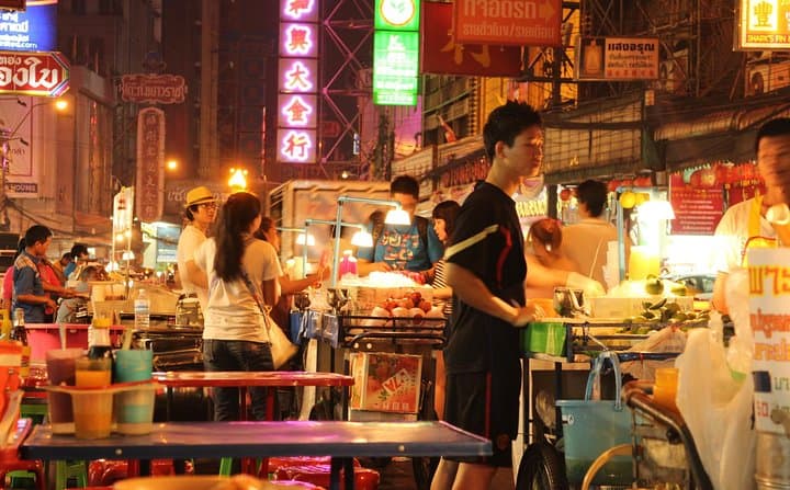 Bangkok Private Thai Street Food Tasting Experience photo 4