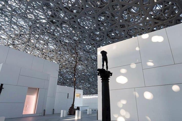 Louvre Abu Dhabi: Essential Visitor Guide to Tickets, Architecture, and Best Time to Visit photo 3