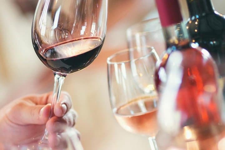 Vancouver to Okanagan Valley Private Tour — Wineries, Lakes & Naramata Bench