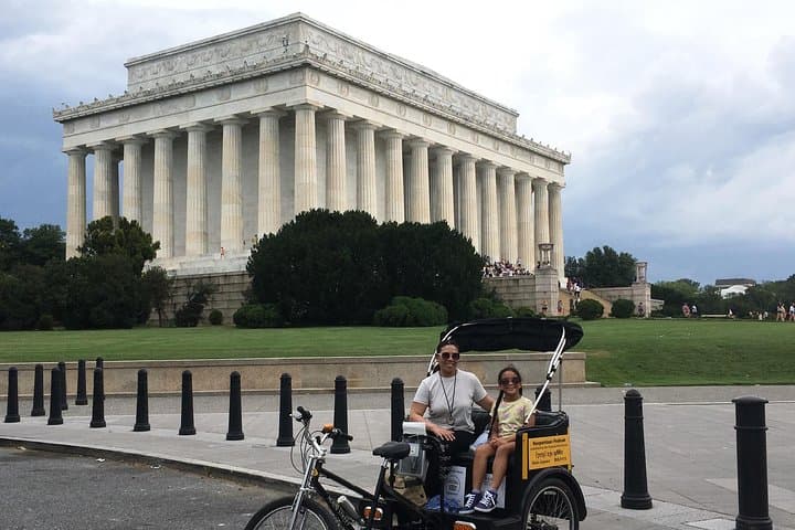 Monuments and Memorials Pedicab Tour — National Mall Highlights
