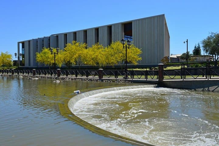 resilient-bakersfield-scavenger-hunt-self-guided-city-adventure photo 2