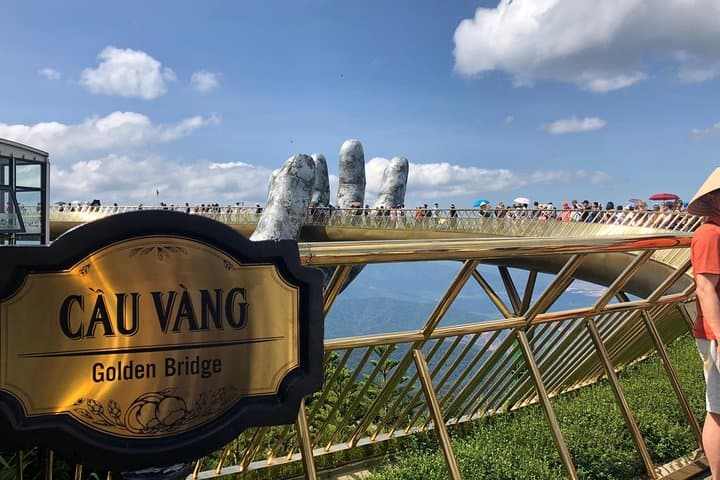 Golden Bridge at Ba Na Hills: Full-Day Group Tour from Hoi An