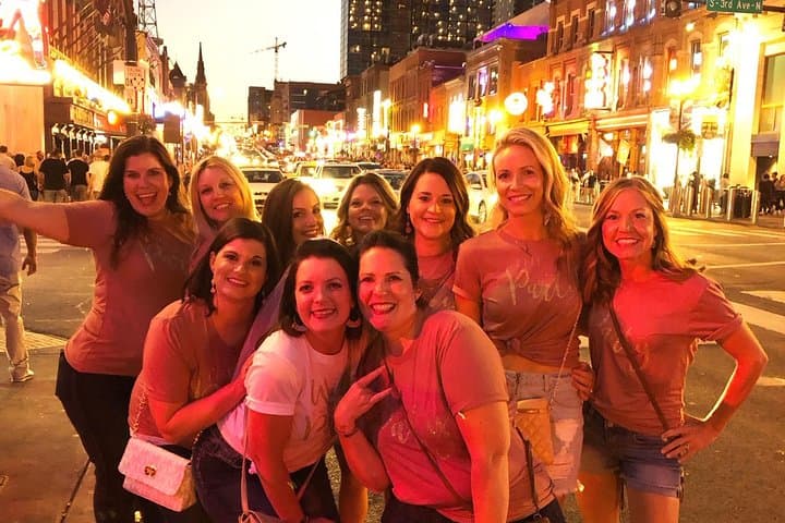 Nashville Nightlife: All-Inclusive Pub Crawl with Moonshine, Cocktails & Craft Beer photo 3