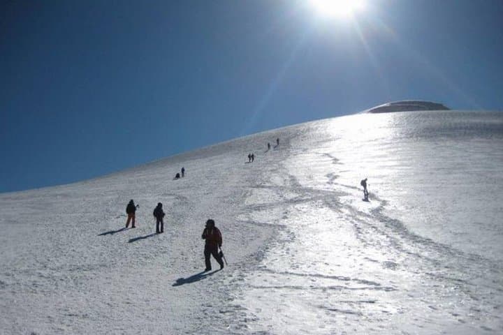 Trekking Mount Ararat: A Guided 6-Day Ascent and High-Altitude Camp Experience photo 3