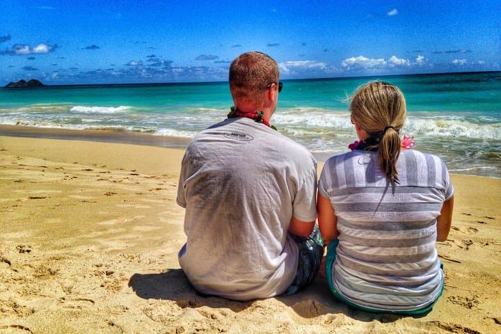 romantic-private-jeep-tour-oahu-waikiki-secret-beaches photo 5