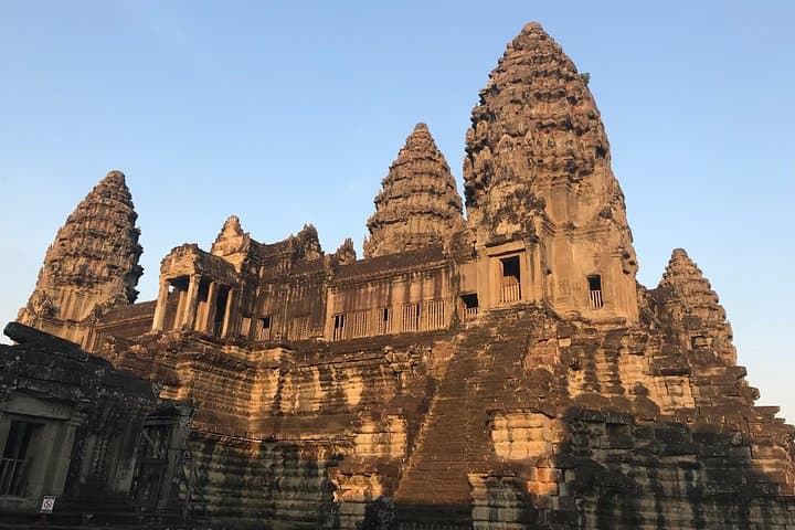 Angkor Wat Sunrise Tour: Angkor Thom, Bayon & Ta Prohm Private Tour photo 3