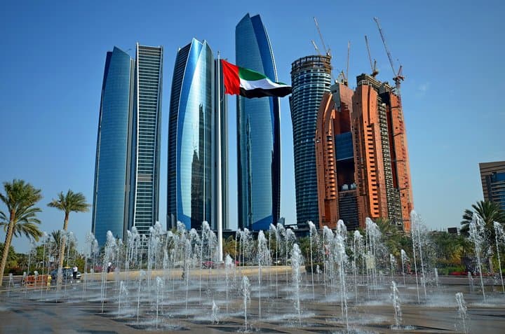 Abu Dhabi City Tour with Louvre Ticket: Sheikh Zayed, Corniche & Heritage Stops photo 2