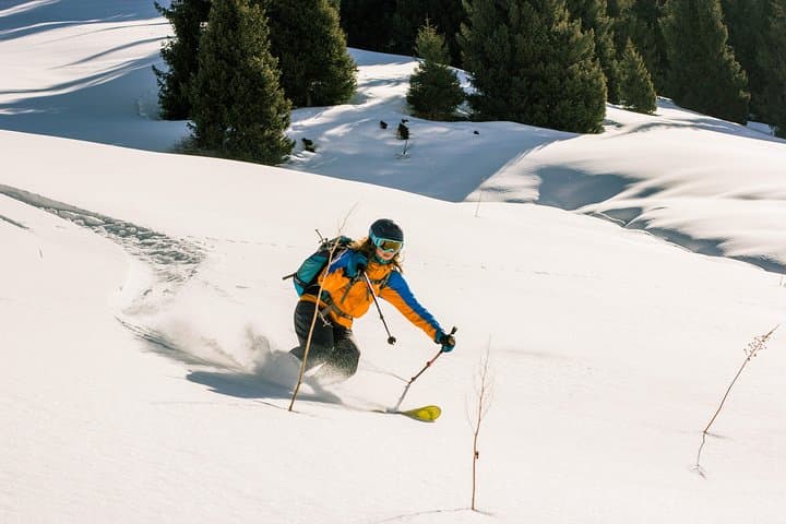 Winter Alatau: 5-Day Backcountry Skitour from Almaty