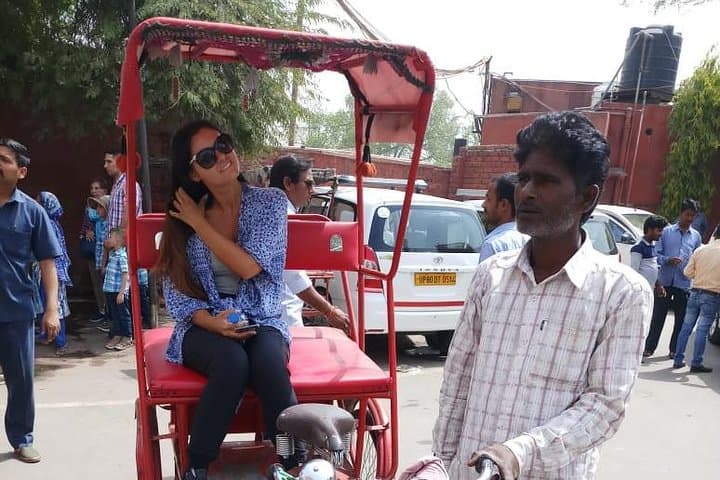 Insider Guide: Private Delhi Shopping Tour — Chandni Chowk to Dilli Haat photo 6