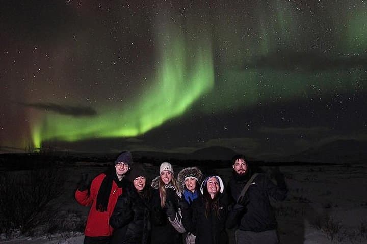 Private Northern Lights Super‑Jeep Experience from Reykjavík — Photos, Hot Chocolate & Expert Guide photo 4