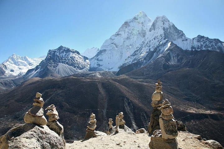 12-Day Everest Trek to Dingboche: Lukla to Pokhara High-Altitude Journey photo 3