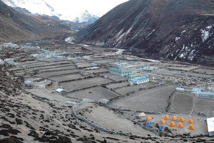 12-Day Everest Trek to Dingboche: Lukla to Pokhara High-Altitude Journey photo 4