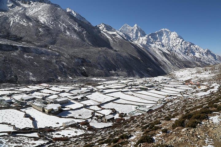 12-Day Everest Trek to Dingboche: Lukla to Pokhara High-Altitude Journey