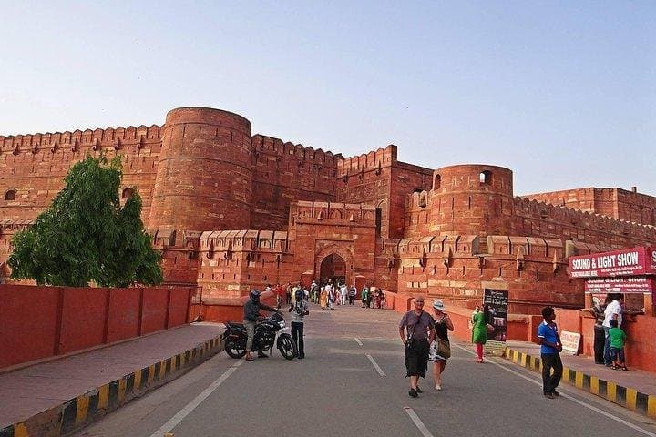 Taj Mahal Day Tour From Delhi by Car — Private Same-Day Trip to Agra photo 3