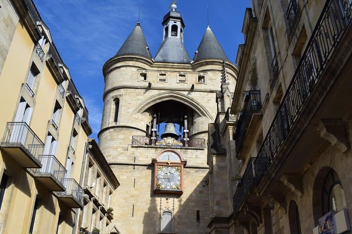 Old Bordeaux Walking Tour: Medieval Streets, Cathedral & Riverfront photo 2