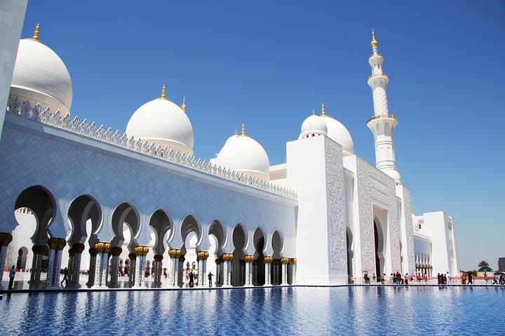 Private Abu Dhabi Day Tour from Dubai — Sheikh Zayed, Heritage Village & Corniche photo 5