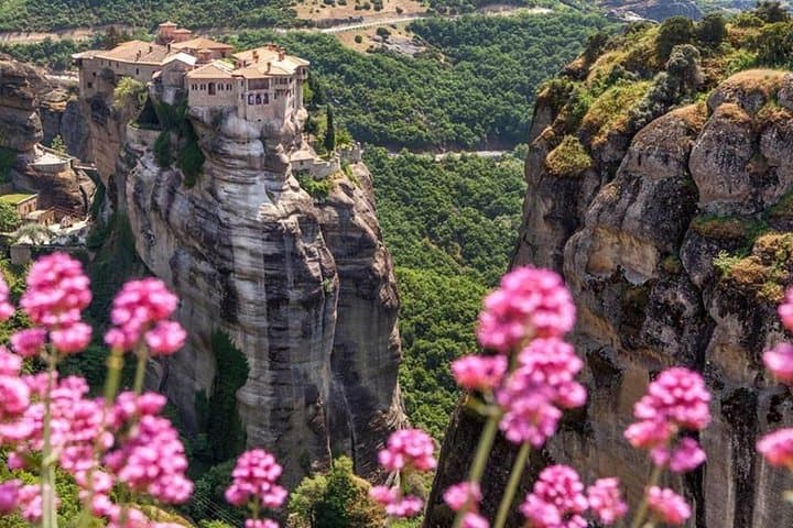 Meteora Monasteries Private Day Trip from Athens — Cliffside Monasteries & Thermopylae