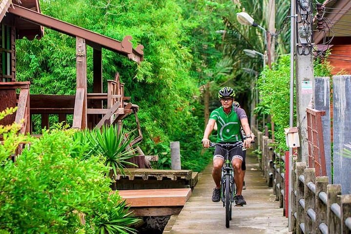 Explore Bang Krachao: Bangkok’s Green Lung Bike Tour photo 4